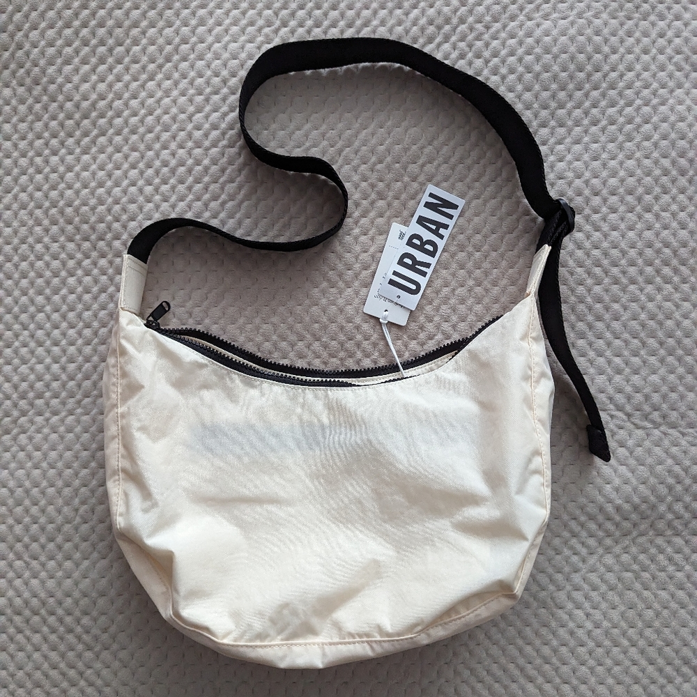 Baggu Medium Crescent Bag - Ivory
